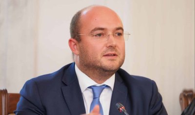 Министър Георгиев: Държавата се завърна &ndash; няма чадъри за мафията