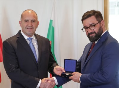Румен Радев: Слабата свързаност в Източна Европа пречи на развитието на икономическите връзки и туризма
