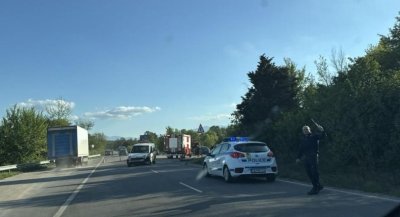 Тежка катастрофа между Монтана и село Благоево, кола излетя в канавка