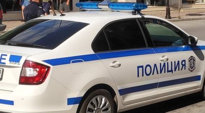 Полицията арестува криминално проявен мъж след зрелищна гонка и стрелба