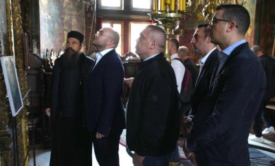 Българската делегация пристигна в Зографския манастир за интронизацията на игумен Гавриил