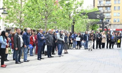 Служители на Столичната библиотека излязоха на протест