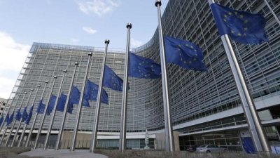 ЕК: Мирните преговори с Русия изискват спиране на обстрела