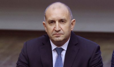 Радев внесе в парламента предложение за референдум за еврото