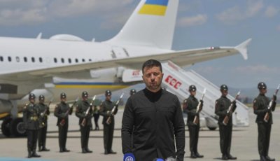 Зеленски в Анкара: Нивото на руската делегация е "бутафорно"