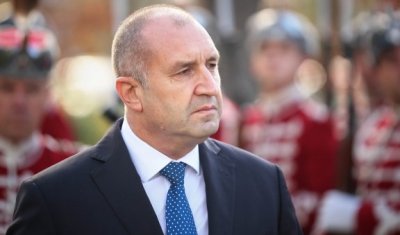 Румен Радев очаква дивиденти от изявлението си, но едва ли ще му се случи