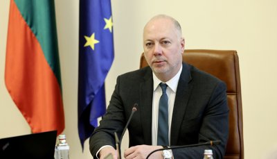 Росен Желязков: Продаваме неизползваеми държавни имоти, средствата &ndash; само за детски градини и училища