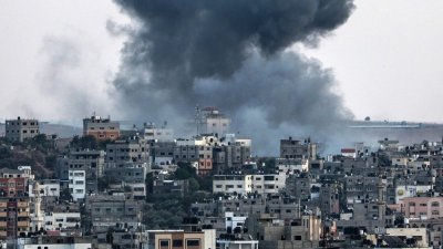 Нови израелски удари в Газа: Най-малко 44 загинали, повечето жени и деца