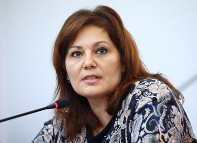 Асена Сербезова осъди Прокуратурата за 50 000 лв. за обвинение в &bdquo;всяване на паника&ldquo;