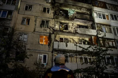 Масирани дронови атаки над Украйна: Киев, Одеса и Харков под обстрел, Москва затваря летища