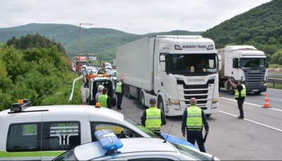 &bdquo;Автомобилна администрация&ldquo; реагира с масови проверки във връзка с инцидентите на пътя