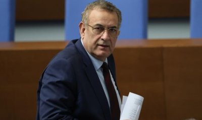 ДПС-ДПС обсъжда бъдещето си след оставката на Джевдет Чакъров