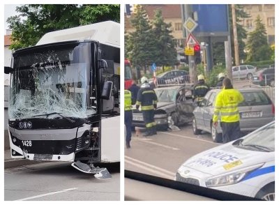 Автобус от линия 83 блъсна кола на кръстовище в София &ndash; възрастен мъж почина
