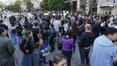 Протест на медицински специалисти в 6 града у нас срещу ниските възнаграждения (СНИМКИ)