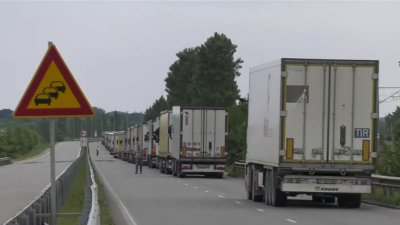Протест на служителите от АПИ: Искат 15% увеличение на заплатите от юни 2025 г.