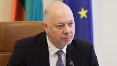 Премиерът Росен Желязков свика спешни консултации заради напрежението в Близкия изток