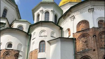 Русия нанесе поражения на катедралата "Света София" в Киев