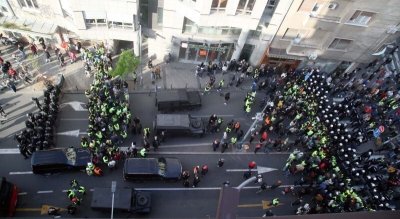 Студентите в Сърбия обявиха гражданско неподчинение в цялата страна