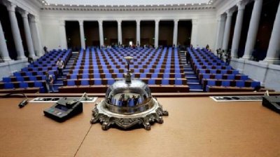 Технически проблем блокира старта на парламентарната седмица