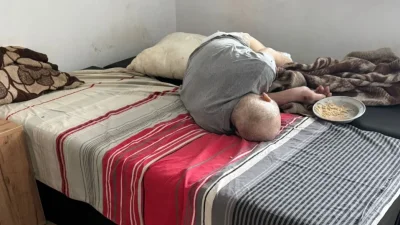 Възрастен от дом във Варна: Цял живот съм работил в Института за пшеницата, а тук се моля за филия хляб