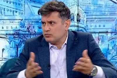 СКАНДАЛ! Водещ от БНТ с политическа агитация в ефир, предложи свой кандидат за президент!