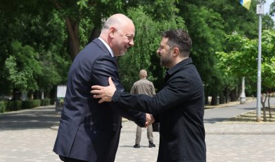Росен Желязков и Володимир Зеленски обсъдиха възстановяването на Украйна в Одеса
