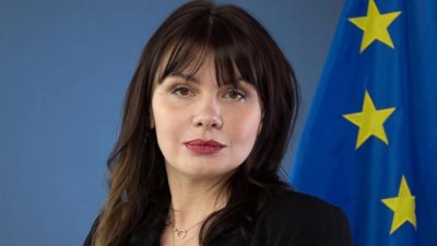 Удължиха отстраняването от длъжност на европейския прокурор Теодора Георгиева