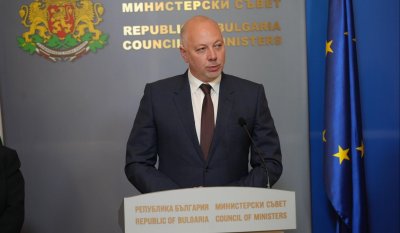 Росен Желязков: България ще отделя 5% от БВП за отбрана до 2035 г.