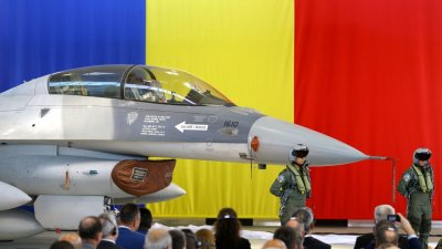 Румънският министър на отбраната: Страната ни ще получи 18 самолета F-16 от Нидерландия срещу символичното &bdquo;едно евро&ldquo;