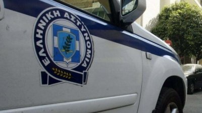 Гръцките власти предупреждават туристите: Внимавайте за джебчии и кражби на лични вещи