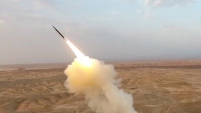 Експлозии над Катар: Подозрение за ирански удар по американска военна база