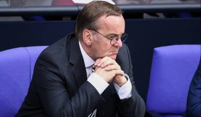 Германия няма да помага на Украйна нито с отбранителни, нито с нападателни оръжия