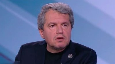 Тошко Йорданов: Няма смисъл да ми задавате въпроси за оставка