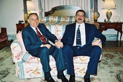 Илхам Алиев: От син на шеф на КГБ до агент на MI6