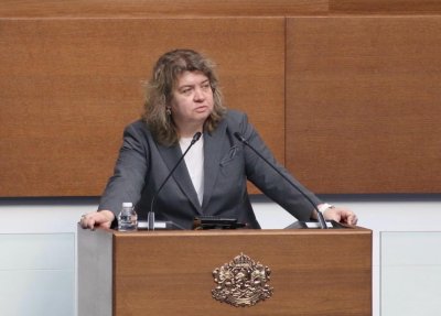 Киселова: Конституцията трябва да се прилага, не да се изопачава за постигане на предимства пред политическите опоненти!