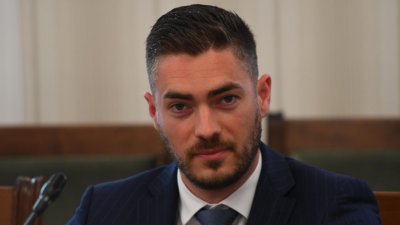 Васил Стефанов влиза в парламента на мястото на Кирил Петков
