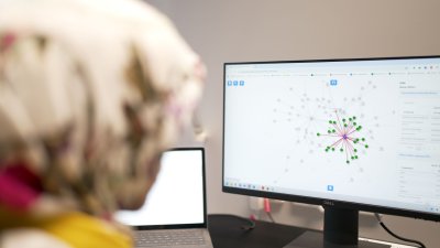 Нов AI кръвен тест открива рак на гърдата месеци преди симптомите