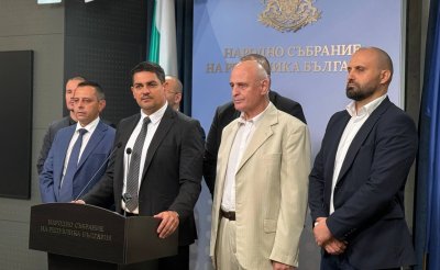 Радостин Василев: Срещата за вота на недоверие се разпада. Партиите искат индивидуални разговори (ВИДЕО)