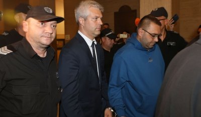 Гледането на мярката на Благомир Коцев започна в СГС: ПП превърна процеса в политическо шоу, викайки представители от различни европейски държави