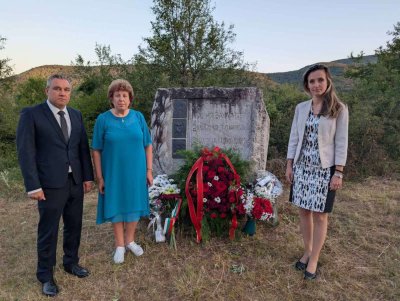 БСП почете паметта на депутатите, загинали преди 29 години край Абланица