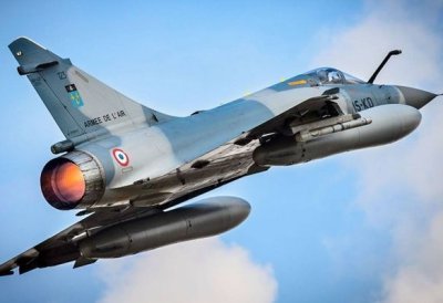 Френски изтребител Mirage 2000 се разби във Волин, пилотът катапултира успешно