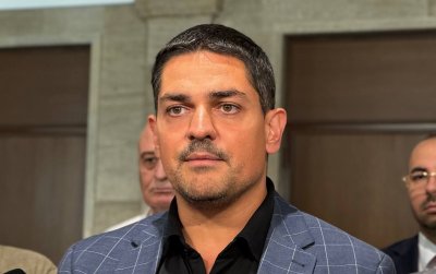 След срещата на МЕЧ и ПП-ДБ за вота на недоверие се обсъжда обединение без участието на &bdquo;Възраждане&ldquo; (ВИДЕО)