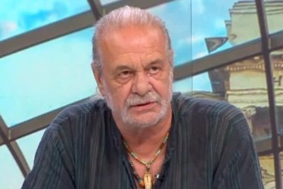 Евгений Дайнов: Румен Радев е &bdquo;катастрофално слаб&ldquo; лидер