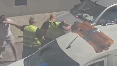 Задържаха служител на ЦГМ за 24 часа след боя заради скоба в центъра на София