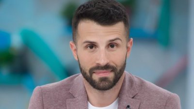 ЕКШЪН НА ВОДНАТА ПЪРЗАЛКА! Вижте какво сполетя един от любимците на Гала (СНИМКИ)