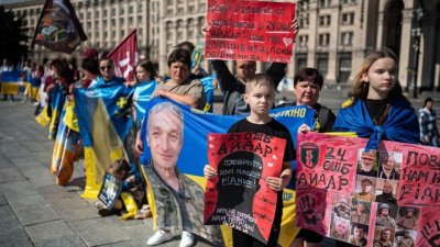 Семействата на украински войници: В армията тормозят, унижават и мъчат нашите синове и бащи