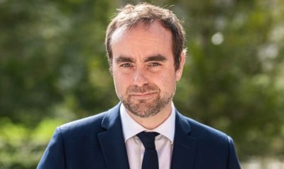 Франция с нов премиер: Макрон назначи министъра на отбраната Себастиан Льокорню
