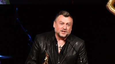 Любо Киров ще изпълни песните си със симфоничен камерен оркестър в НДК