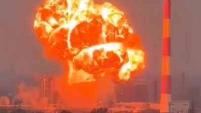 Украйна атакува рафинерия в Рязан и петролен склад в Луганска област