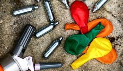 Затвор до 5 години и солени глоби: Държавата затяга контрола върху райския газ